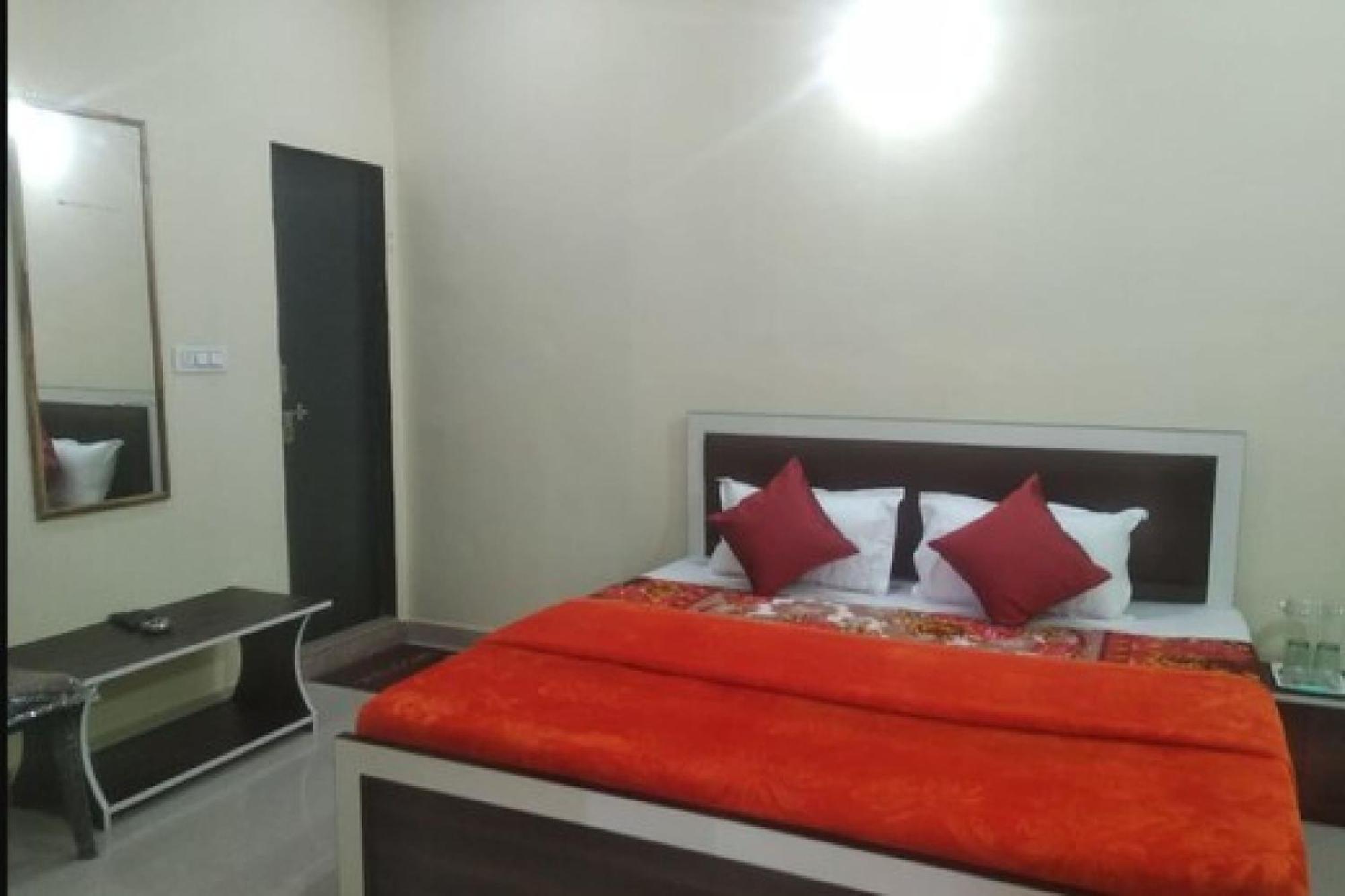 Hotel O Kavyainn Pushkar Exterior photo