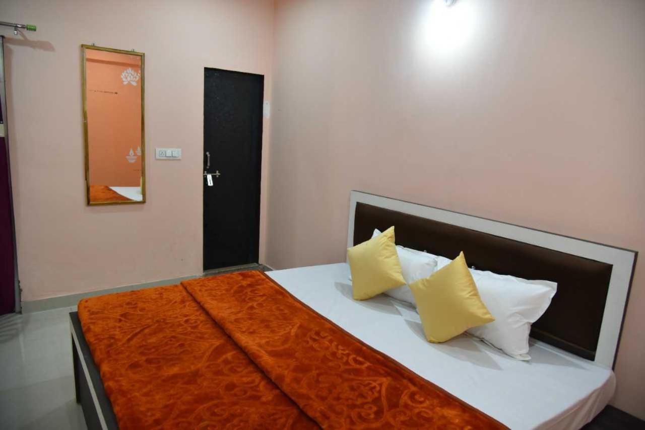 Hotel O Kavyainn Pushkar Exterior photo